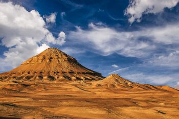Bahariya Oasis in Egypt.jpg